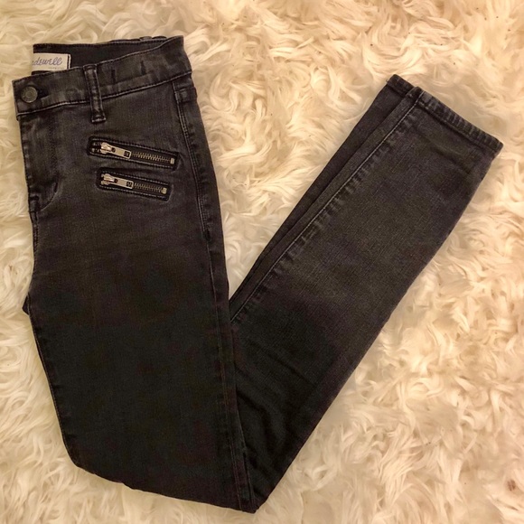 black jeans with zip pockets